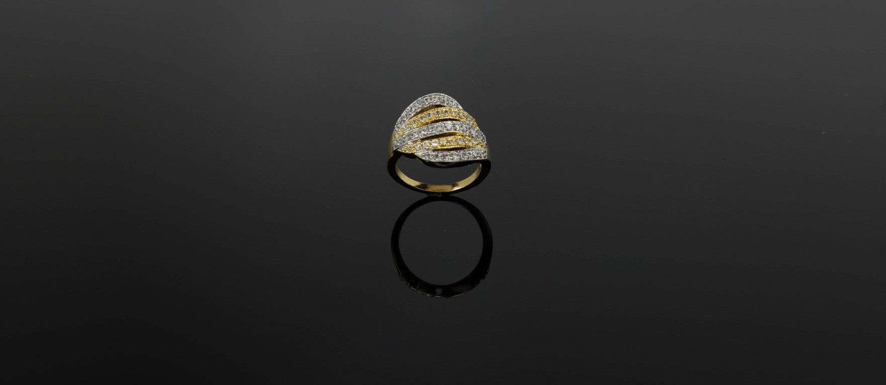 Wave Style Ring